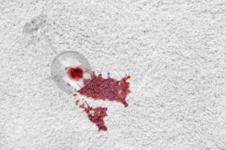 HOW TO CLEAN RED WINE STAIN ON CARPET